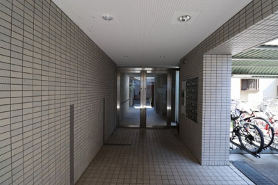 【エントランス】 | ユアーズ