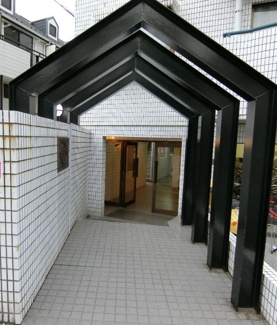 【エントランス】