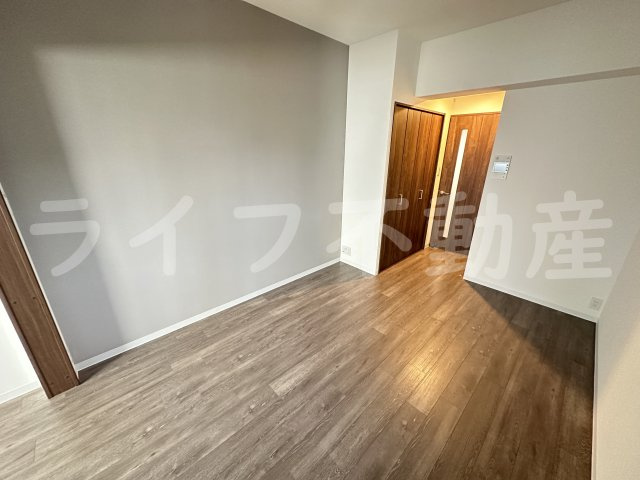 スプランディッド荒本駅前DUEの居間・リビング