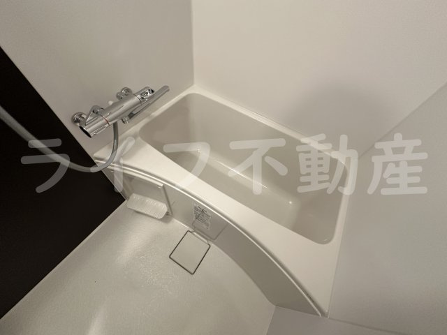 スプランディッド荒本駅前DUEの浴室