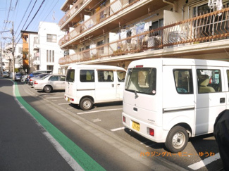 【駐車場】