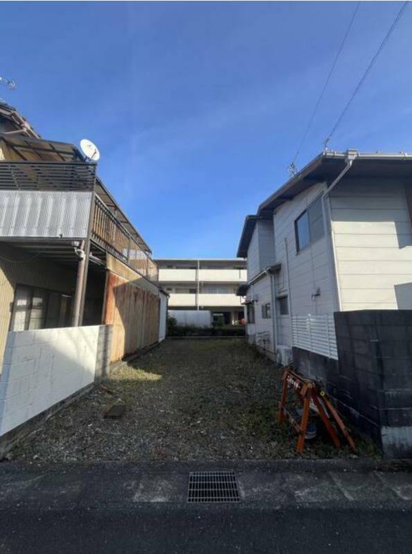 静岡市葵区平和２丁目5-16  の外観