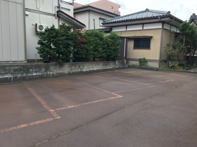 【駐車場】 | ベロウ栄