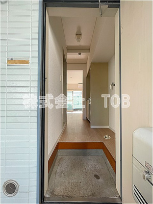 【玄関】 | メゾン・ド・三恵