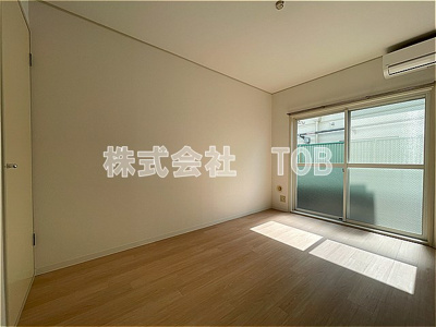 【居間・リビング】 | メゾン・ド・三恵 | 洋室6帖