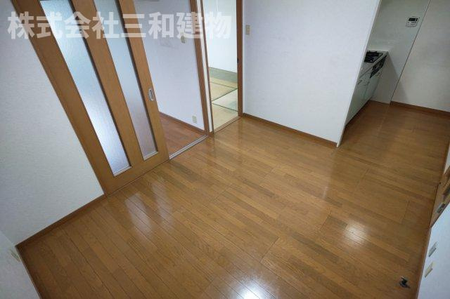コートパークサイドの居間・リビング