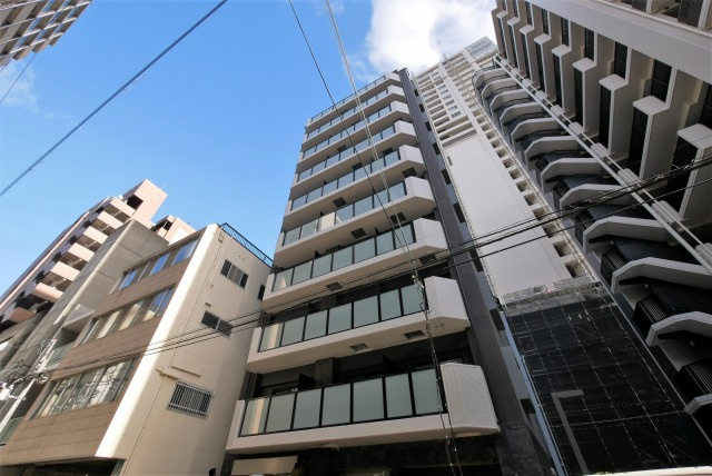 ALZA京町堀の外観
