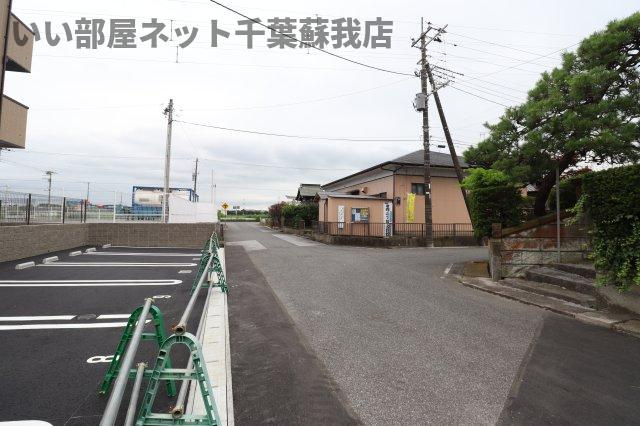 パストラルの周辺