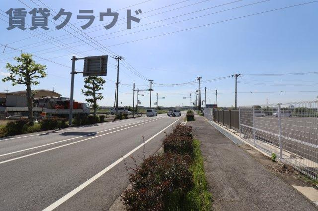 パストラルの周辺