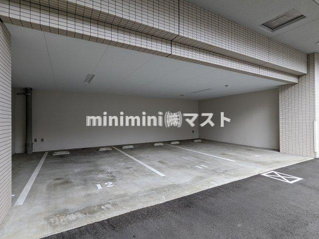 ファーストフィオーレ福島野田Ⅱの駐車場