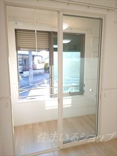 広島市安佐北区三入６丁目のアパートのバルコニー|便利なサンルーム