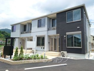 広島市安佐北区三入６丁目のアパートの外観