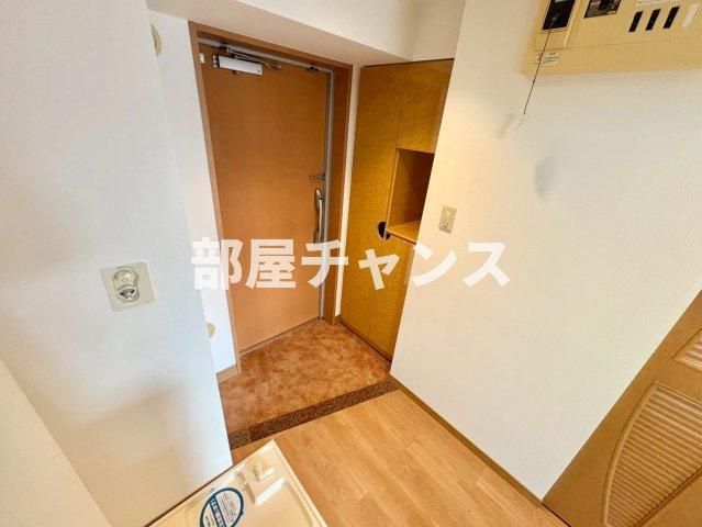 アルフィーレ新栄の玄関