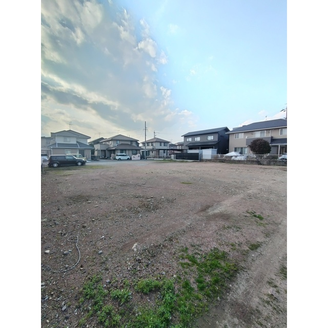 各務原市鵜沼各務原町４丁目の事業用地