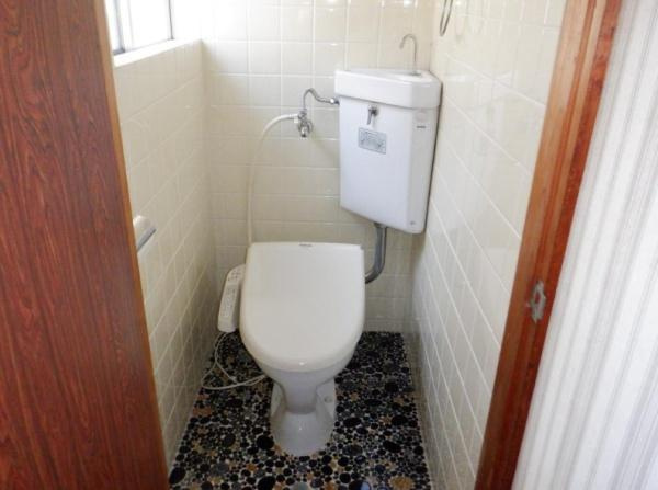 紀の川市粉河　中古戸建のトイレ