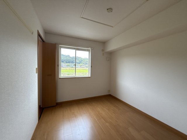 プラム・ジェルメの子供部屋