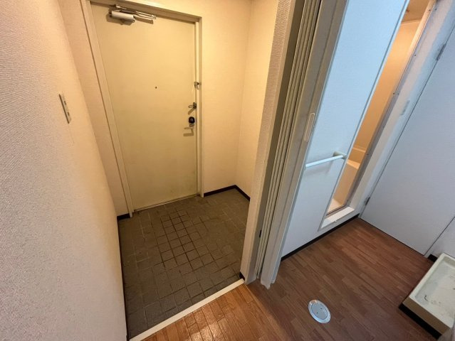 ラビスタ長峰の玄関