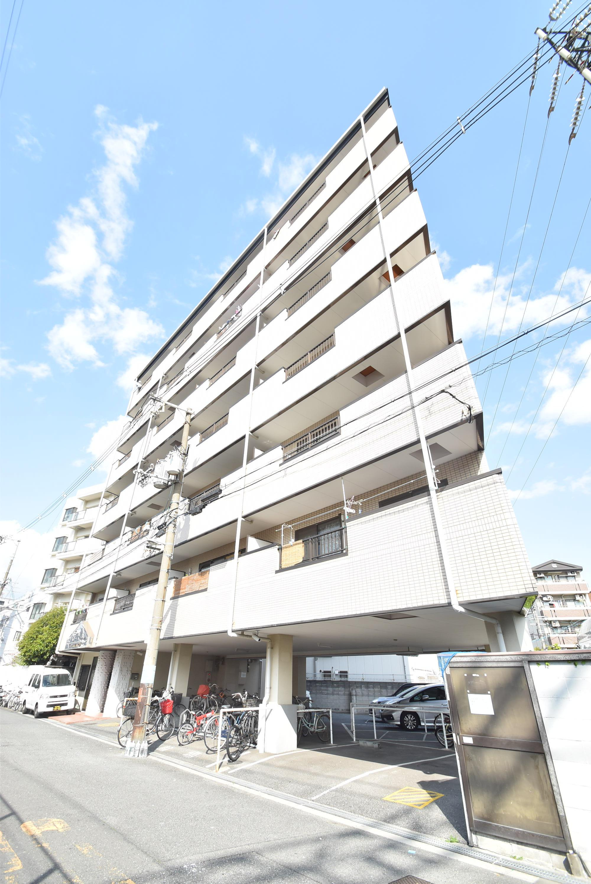 大阪市城東区成育１丁目の賃貸マンションの外観