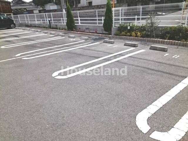 ランプロン　アヤ　Ⅱの駐車場|駐車場