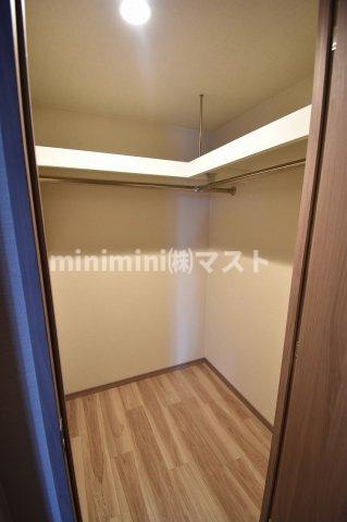 プレサンスレジェンド堺筋本町タワーの収納|他部屋参考写真