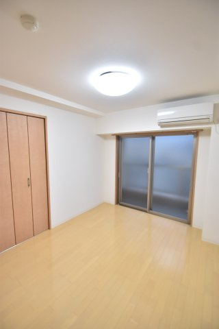 大阪市城東区鴫野西３丁目の賃貸マンションの寝室