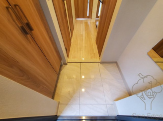 【玄関】 | ファーストフィオーレ塚本リベルテ