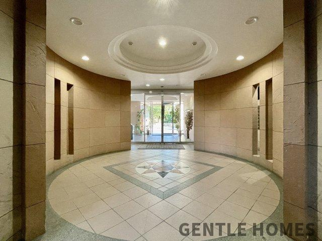 コアマンション春日大谷2のエントランス