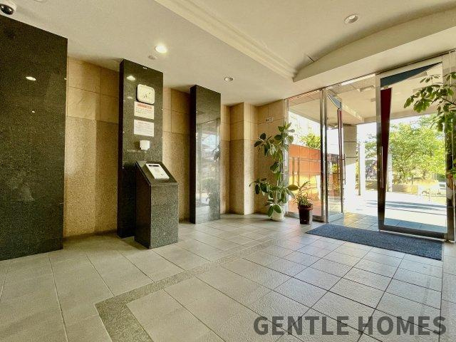 コアマンション春日大谷2のエントランス