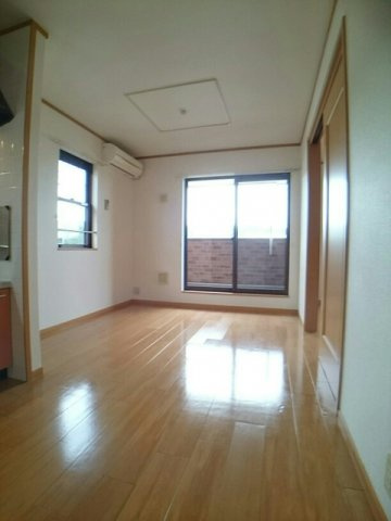 アルクエンシェルＡの居間・リビング