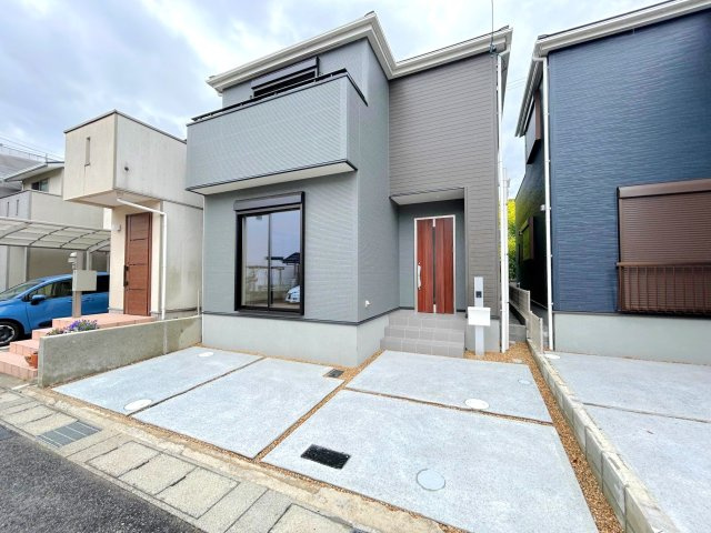 ◆収納スペース豊富◆４ＬＤＫ◆南向きバルコニー◆リーブルガーデン長岡京市城の里の駐車場|駐車場