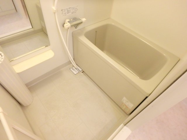 【浴室】 | ディアコート西宮北口 | お風呂です