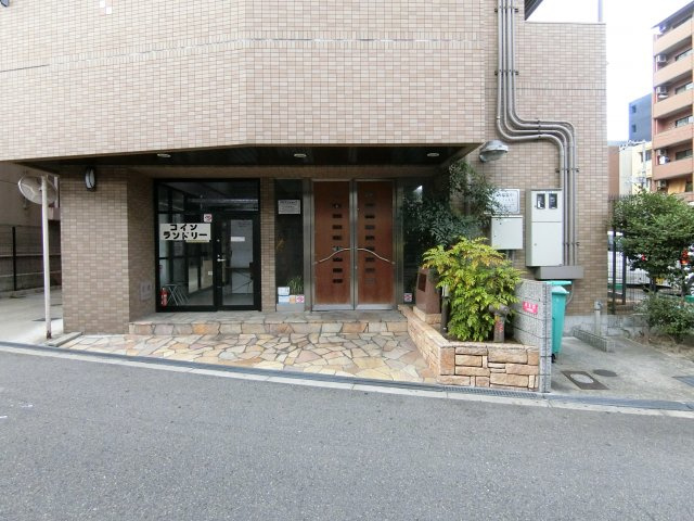 【エントランス】 | レ・コンフォルト