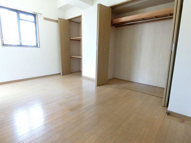 【寝室】 | GATHERIA PACE