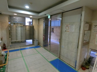 【エントランス】