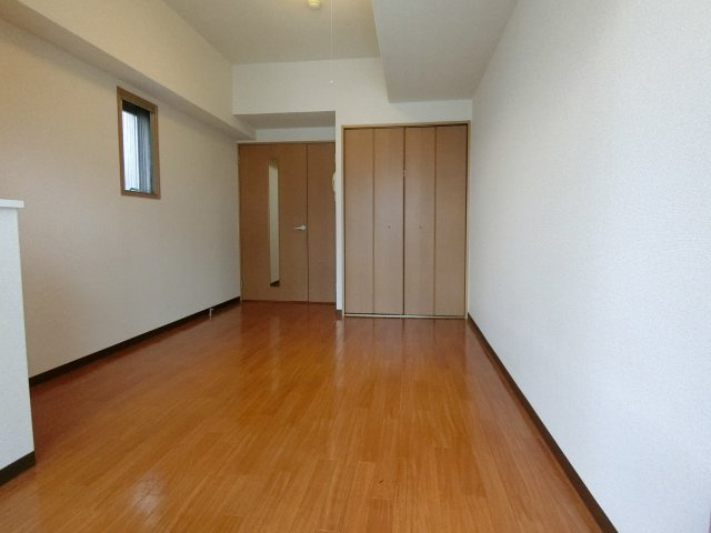 【寝室】 | メディオ国分町