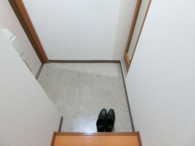 【玄関】 | アヴェニール寺田町