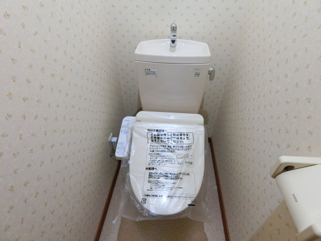【トイレ】 | アヴェニール寺田町