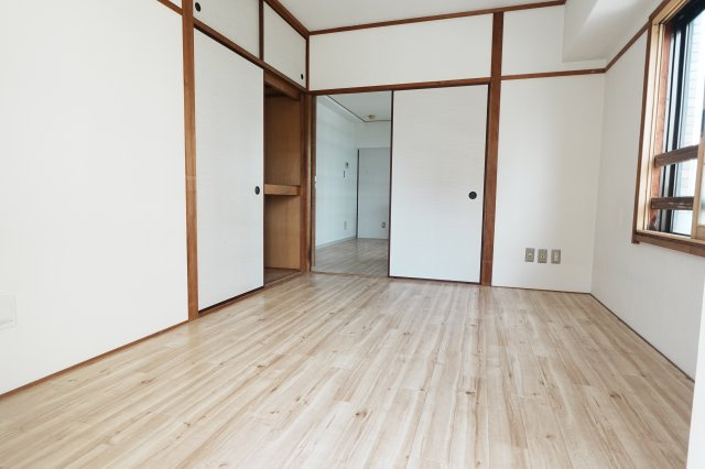 【寝室】 | グランカサ天王寺