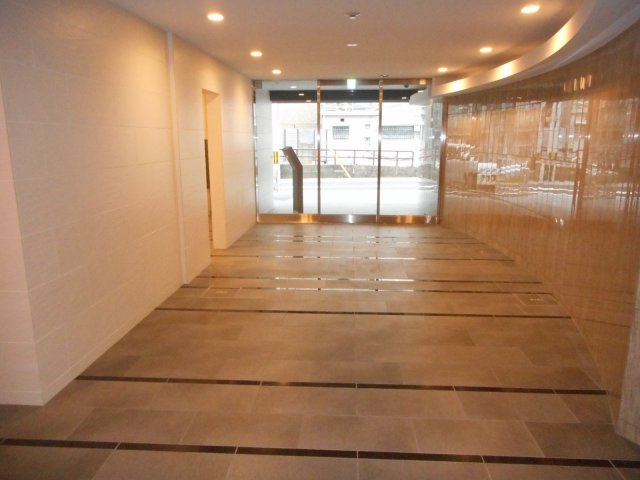 【エントランス】 | ラシュレエグゼ天王寺