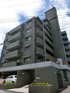 【外観】 | 【コスモ前原】敷地すべてに管理が行き届いていて、安心できます。まず、清潔です。