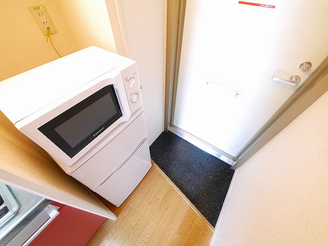 レオパレスＲ１６９ＳＡＫＵＲＡＩの玄関|きれいな玄関です