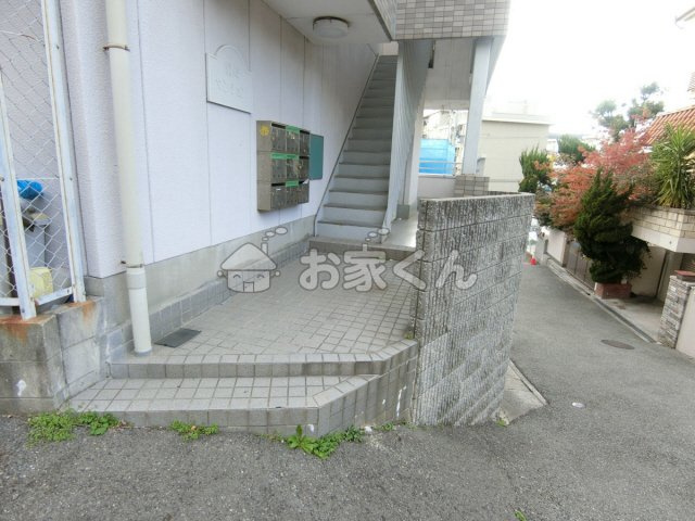 【エントランス】 | 綱崎マンション