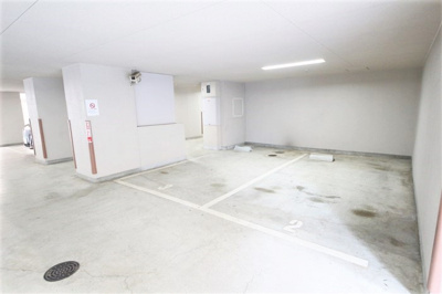 【駐車場】 | ウィスタリア京橋