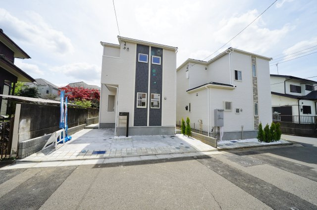 【横浜市旭区今宿１丁目16-3全２棟新築戸建て２号棟】★仲介手数料無料★（中沢小学校・旭中学校）の外観