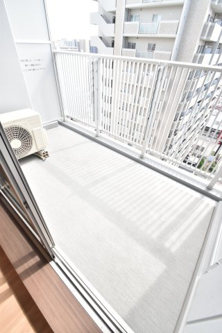 大阪市城東区関目３丁目の賃貸マンションのバルコニー
