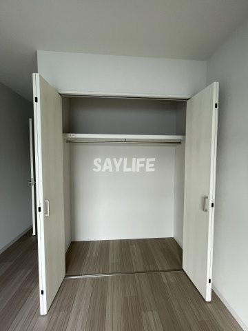 東大阪市角田３丁目の賃貸マンションの収納