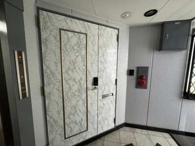 【玄関】 | 豊強ビル