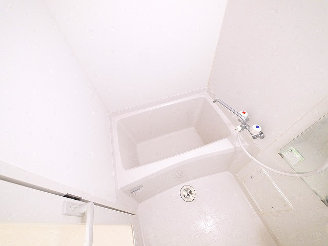 ヴァンセットモネの浴室|日々の疲れを癒すお風呂付です