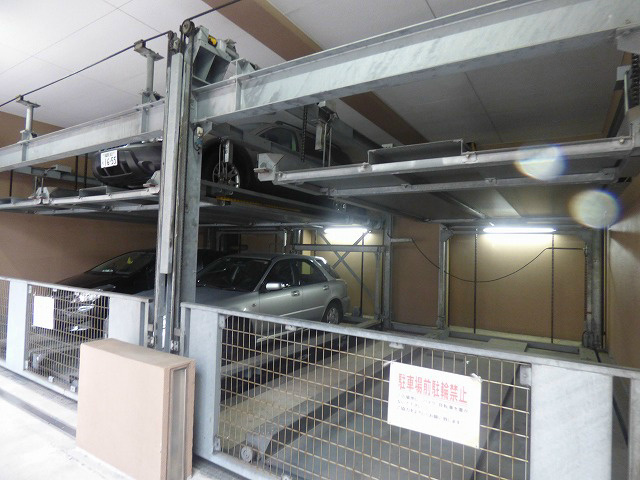【駐車場】サヴォイジ・アトリウム 