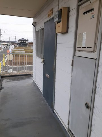平國ハイツのエントランス|建物の内部です